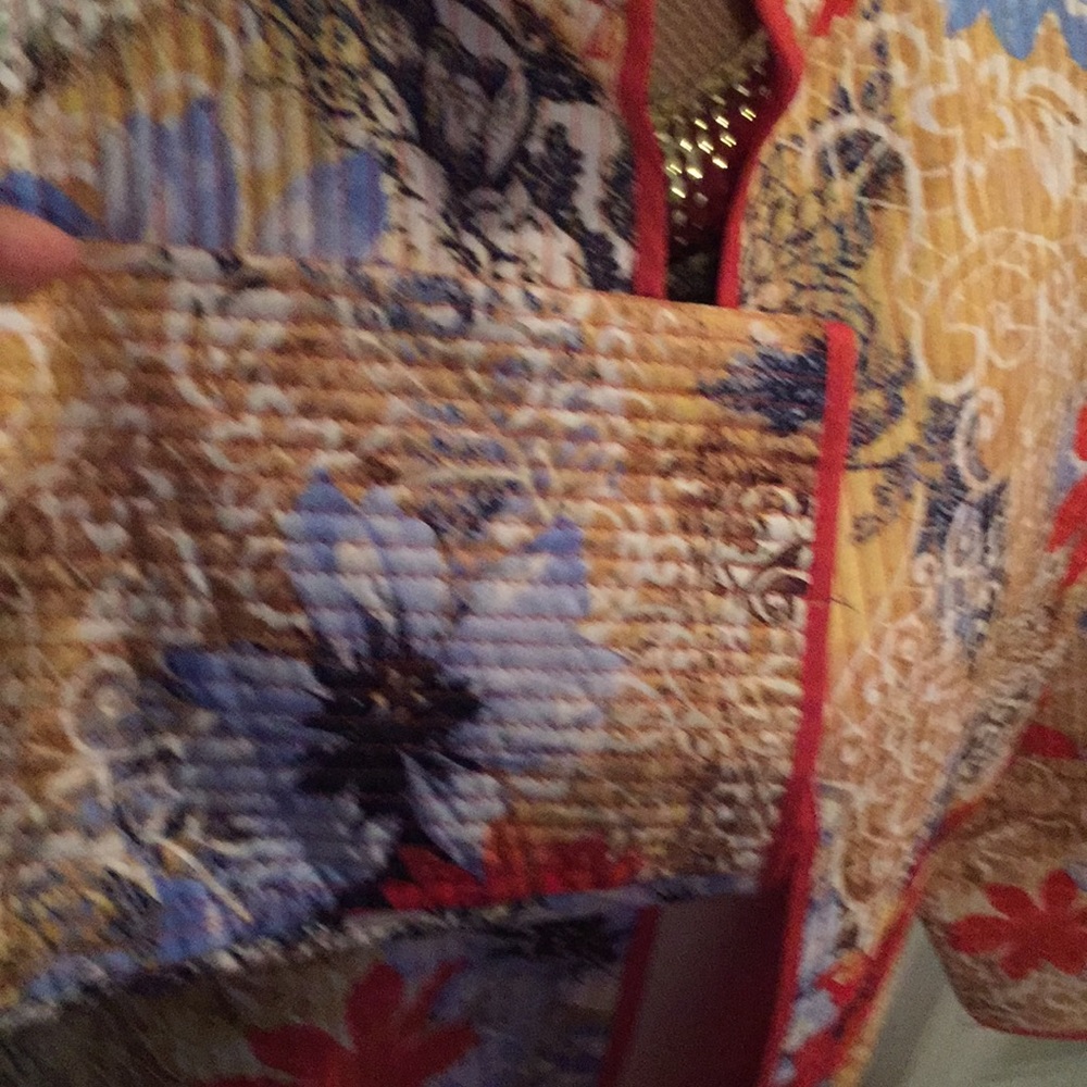 Jacket - Picture 4 of 6